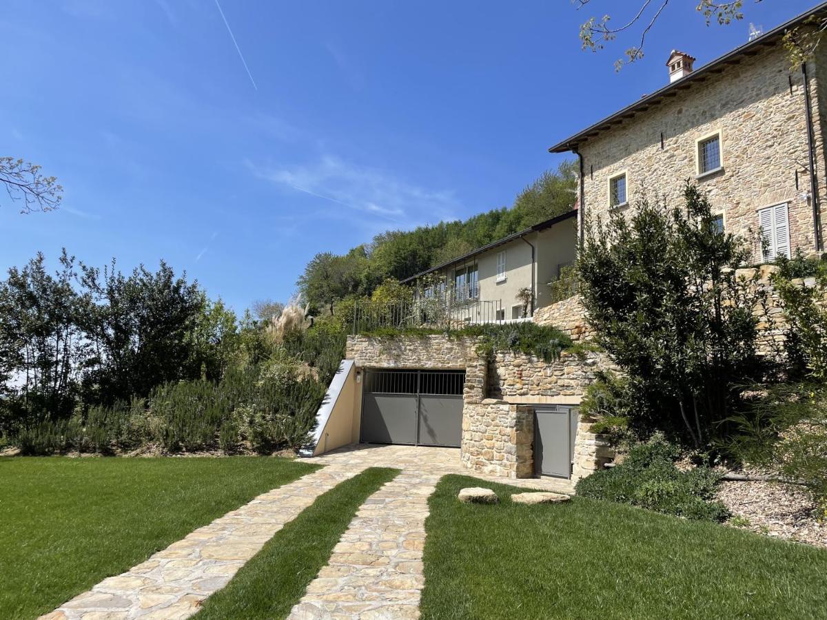 Cascina Pianetta Quinta Hotel Missaglia Bagian luar foto